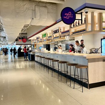 Upside on Moore - Food Court Near Me - Arlington, Virginia