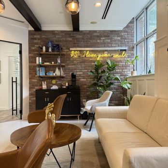 Dental Esthetics Studio - Waiting area - General Dentistry Near Me - Atlanta, Georgia Dental Esthetics Studio - Waiting area - General Dentistry Near Me - Atlanta, Georgia