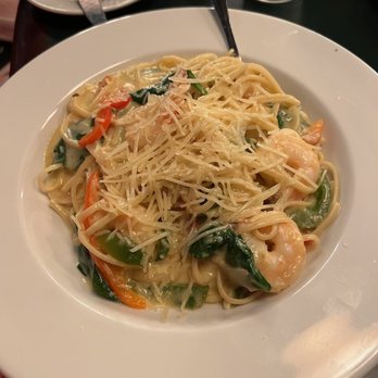 Table 59 - Linguine Vera Cruz - Italian Near Me - Merced, California