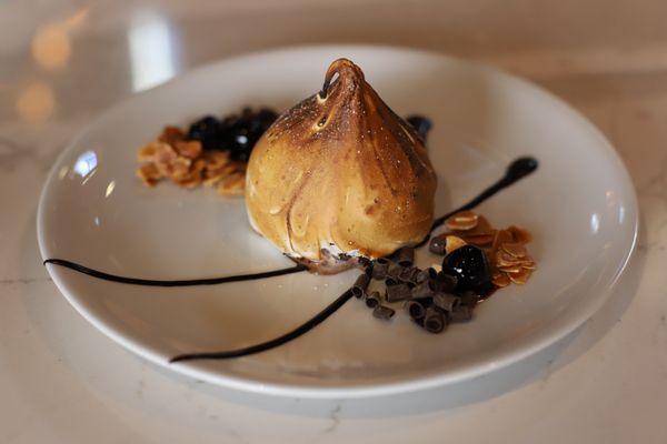 Wolfgang Puck Bar & Grill by null