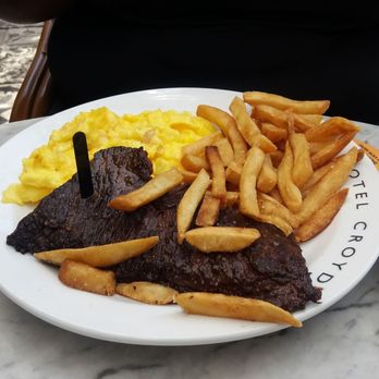 The Tavern - Breakfast - Breakfast & Brunch Near Me - Miami Beach, Florida