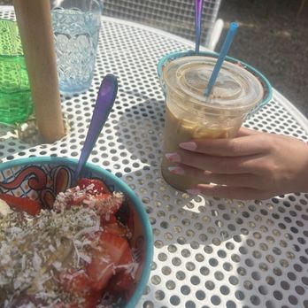 The Blue Foot  Cafe - Acai bowl and latte - Juice Bars & Smoothies Near Me - Wareham, Massachusetts
