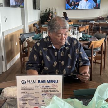 Pearl at Kalauao - Breakfast & Brunch Near Me - Aiea, Hawaii Pearl at Kalauao - Breakfast & Brunch Near Me - Aiea, Hawaii