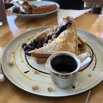 Toast Kitchen & Bakery - Ube French Toast - Breakfast & Brunch Near Me - Tustin, California Toast Kitchen & Bakery - Ube French Toast - Breakfast & Brunch Near Me - Tustin, California