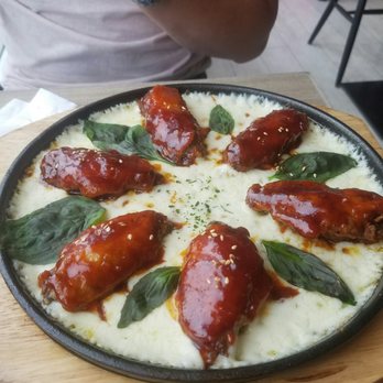 School Food - Spicy wings with cheese - Korean Near Me - Hong Kong, HK