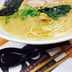 Maruten Ramen - Pork and soy sauce soup (shoyu-tonkotsu) ramen