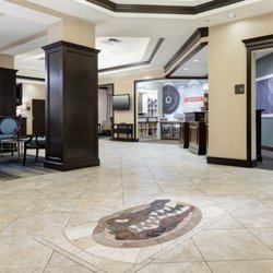 Hampton Inn & Suites Gainesville-Downtown