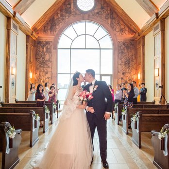 Hawaii MoMo Studio - chapel wedding - Session Photography Near Me - Honolulu, Hawaii Hawaii MoMo Studio - chapel wedding - Session Photography Near Me - Honolulu, Hawaii