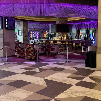 Seneca Casino Banquet Facilities - Lobby bar - Casinos Near Me - Niagara Falls, New York Seneca Casino Banquet Facilities - Lobby bar - Casinos Near Me - Niagara Falls, New York