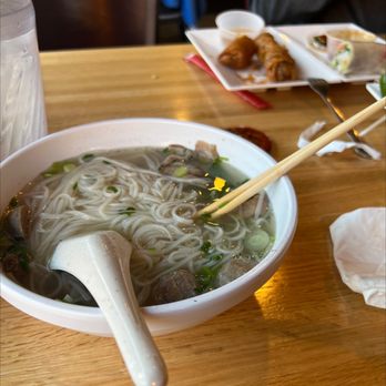 Lotus Restaurant - Pho - Small - Vietnamese Near Me - Minneapolis, Minnesota