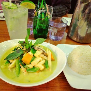 Sukho Thai - Gaeng Kiaw Wan aka green curry - Thai Near Me - Toronto, Ontario