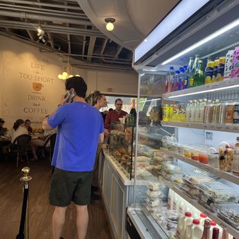 Republik Coffee Burbank - interior - Cafes Near Me - Burbank, California Republik Coffee Burbank - interior - Cafes Near Me - Burbank, California