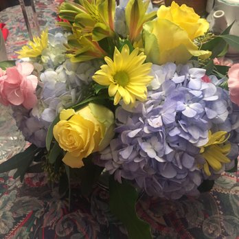 Sunny Park Florist - Spring Arrangement - Florists Near Me - Elmont, New York Sunny Park Florist - Spring Arrangement - Florists Near Me - Elmont, New York