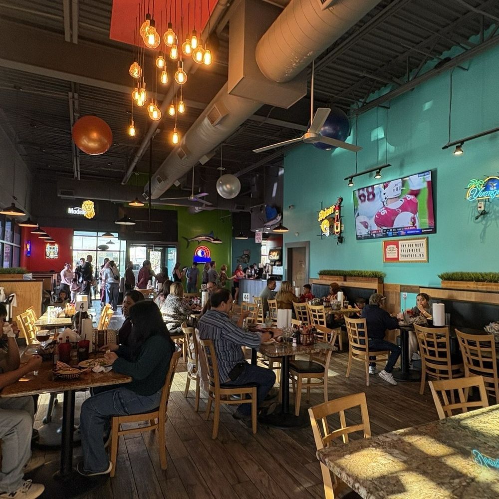 Fish N Tails Oyster Bar - Bars Near Me - Rowlett, Texas Fish N Tails Oyster Bar - Bars Near Me - Rowlett, Texas