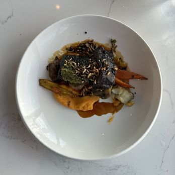 360 Restaurant - Braised bison short rib - IG @bougiefoodieboi - Canadian (New) Near Me - Toronto, Ontario