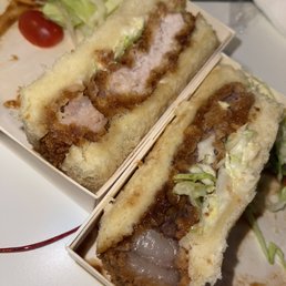 Pork on the left. Beef on the right. Pork on the left. Beef on the right.