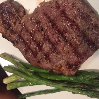 Outback Steakhouse - Sonora rib eye and asparagus. - Steakhouses Near Me - Zapopan, JAL Outback Steakhouse - Sonora rib eye and asparagus. - Steakhouses Near Me - Zapopan, JAL