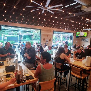 Bear's Smokehouse - Barbeque Near Me - New Haven, Connecticut