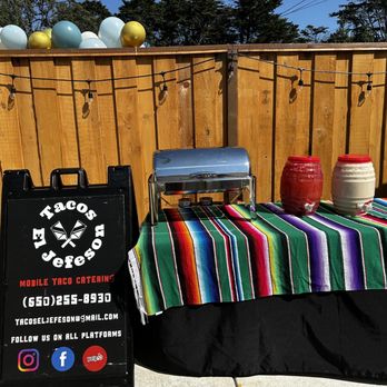 Tacos El Jefeson - Signage, rice and beans, agua fresca y horchata - Caterers Near Me