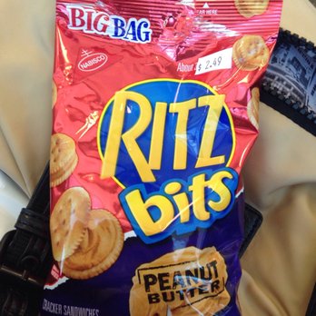 Relay - The cheapest snack I could find at the airport. $2.50, not bad for a decent sized bag of Ritz Bits. - Newspapers & Magazines Near Me - Chicago, Illinois