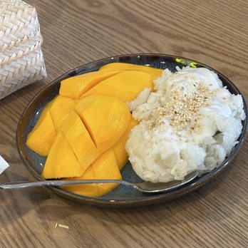 Krua Siam - Mango Sticky Rice - Thai Near Me - Garden Grove, California Krua Siam - Mango Sticky Rice - Thai Near Me - Garden Grove, California