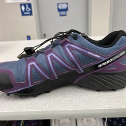 Goodwill Industries of the Columbia Willamette - More great shoes!