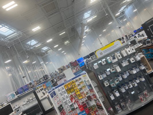 Best Buy by null
