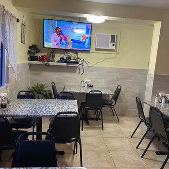 Noe's Tacos - Inside Noe's - Mexican Near Me - Seguin, Texas Noe's Tacos - Inside Noe's - Mexican Near Me - Seguin, Texas
