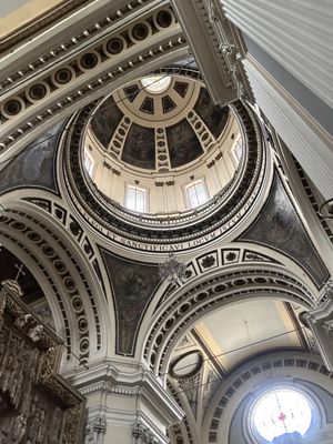 Cathedral-Basilica of Our Lady of the Pillar by null