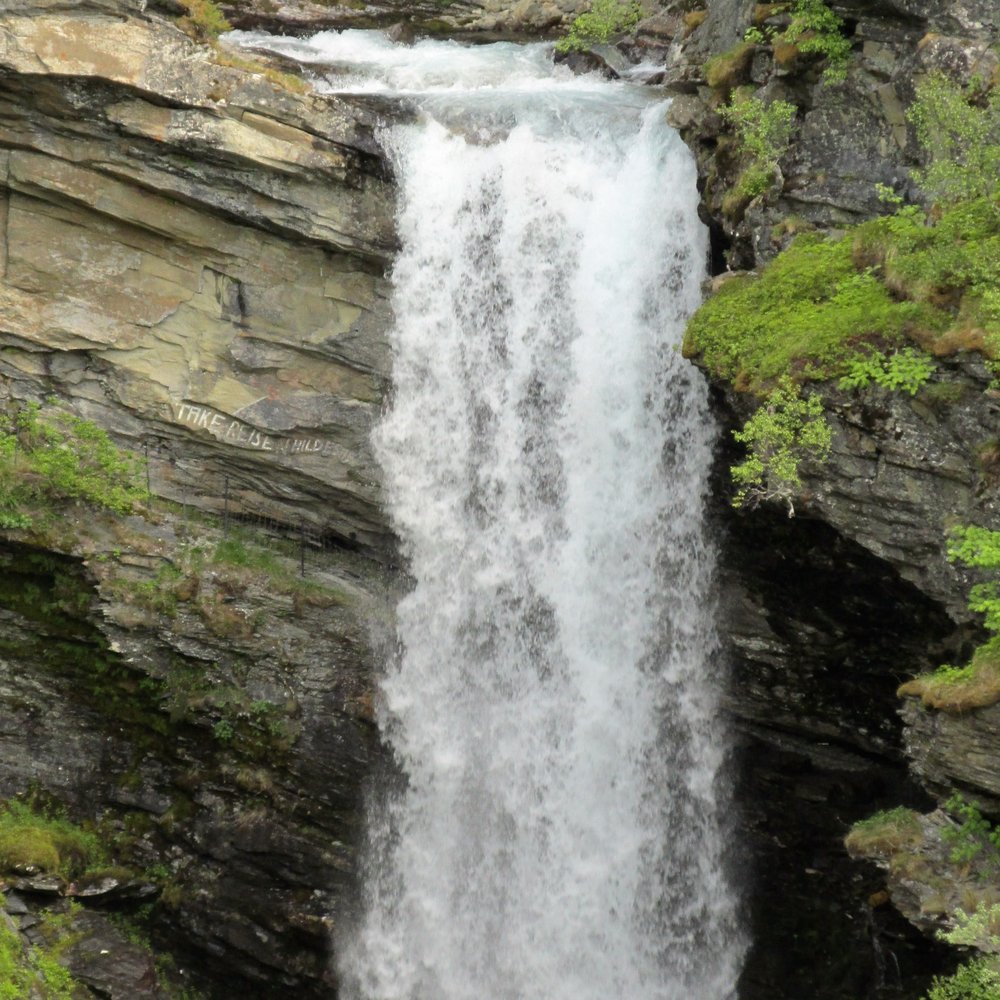 Storseterfossen - A lovely waterfall - Hiking Near Me
