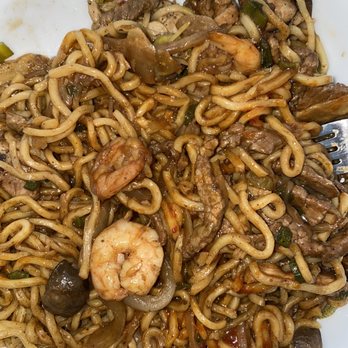 Donburi Dojo/Ramen House - Combo Yaki Soba - Food Delivery Services Near Me Donburi Dojo/Ramen House - Combo Yaki Soba - Food Delivery Services Near Me