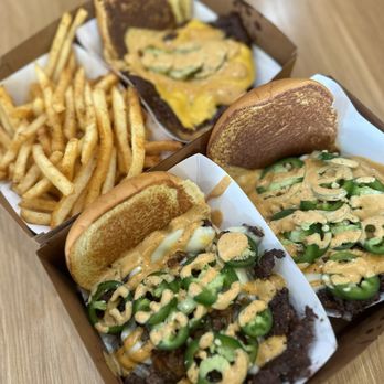 EASY STREET BURGERS - Updated July 2024 - 951 Photos & 818 Reviews