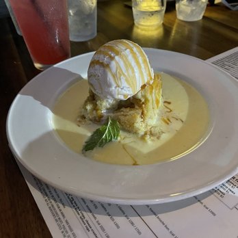 Yard House - Bread Pudding - New American Near Me - Concord, California
