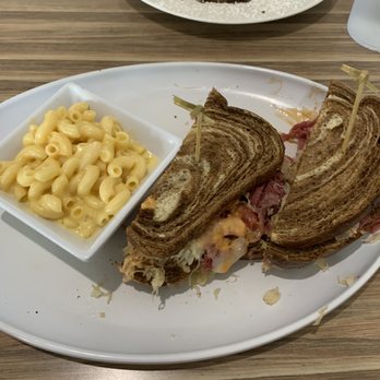 @ The Diner - NYC REUBEN WITH MAC N CHEESE ON THE SIde. - Breakfast & Brunch Near Me - Orlando, Florida @ The Diner - NYC REUBEN WITH MAC N CHEESE ON THE SIde. - Breakfast & Brunch Near Me - Orlando, Florida
