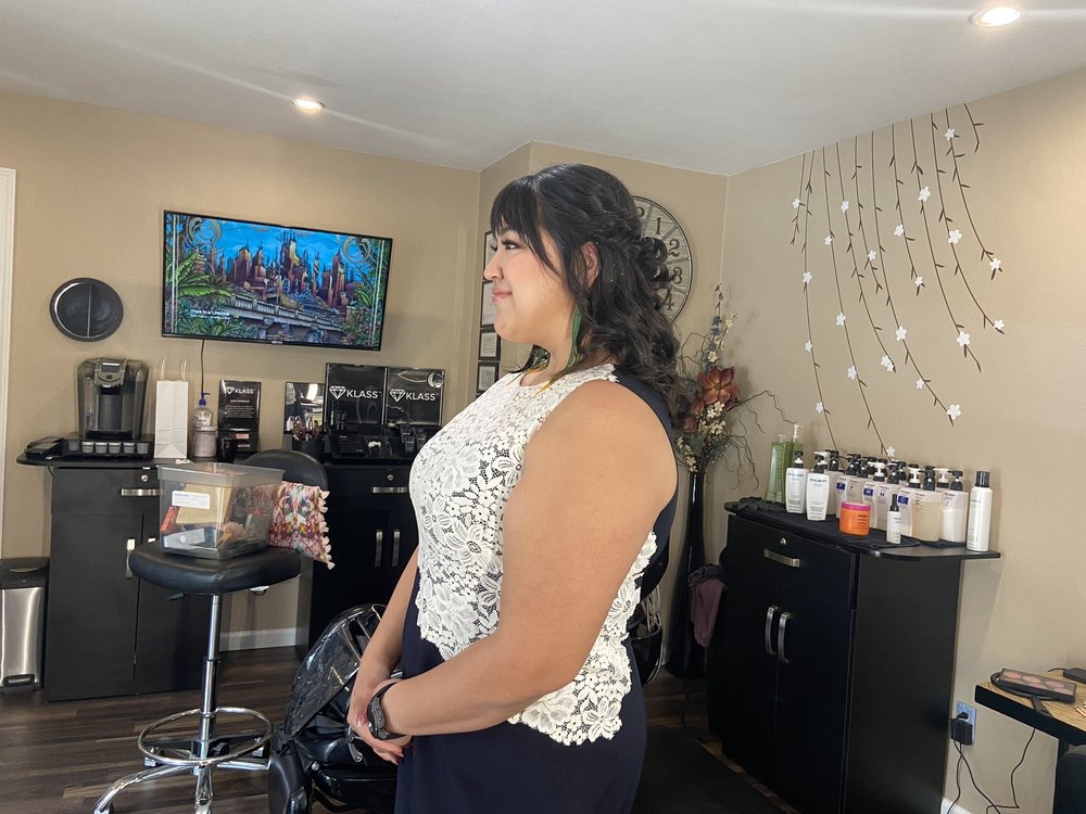 Hair by Jenn Logo