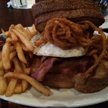 Dantanna's - Heart attack burger - Sports Bars Near Me - Atlanta, Georgia