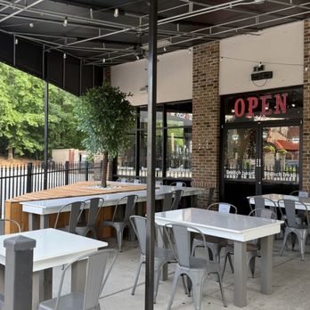 Brunch Bean - Outdoor seating - Breakfast & Brunch Near Me - Johns Creek, Georgia