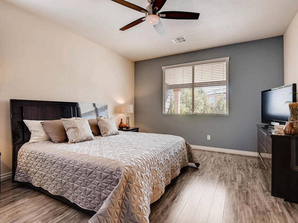 NATE & CRUZ EVOLVE REALTY 27 Photos & 11 Reviews 8395 W