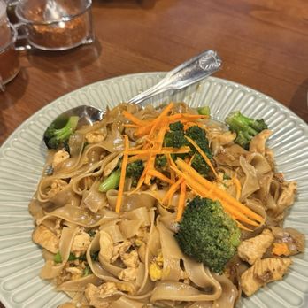 Kanok Thai Cuisine - Thai Near Me - Solvang, California Kanok Thai Cuisine - Thai Near Me - Solvang, California
