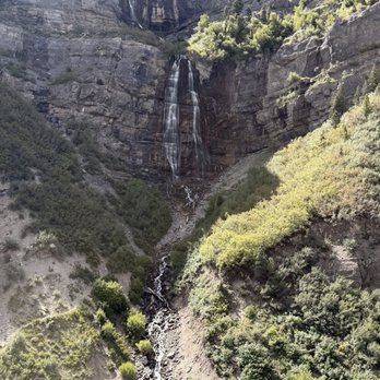 Bridal Veil Falls - Water fall - Hiking Near Me - Provo, Utah