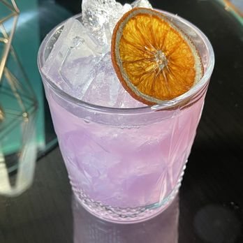 Clayton Club - Sacramento Kings Gambit - Lounges Near Me - Sacramento, California