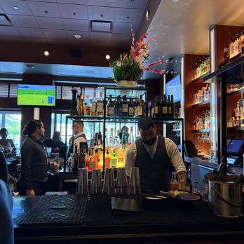 Ocean Prime - 2025.03.27 - bar area - Seafood Near Me - Orlando, Florida