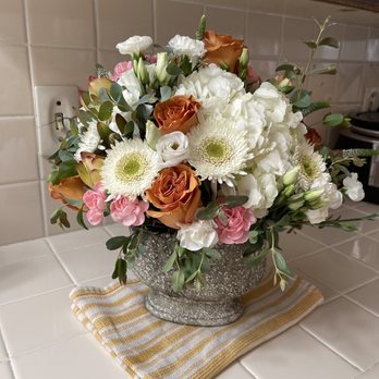 Marlene Flower Shop - Beautiful arrangement, for another coworker. - Florists Near Me - Bellflower, California Marlene Flower Shop - Beautiful arrangement, for another coworker. - Florists Near Me - Bellflower, California