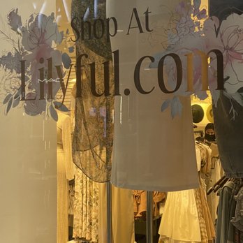 Lilyful - Horrible customer service. Major attitude. Only willing to help certain customers. NEVER SHOP HERE! - Women's Clothing Near Me - Las Vegas, Nevada Lilyful - Horrible customer service. Major attitude. Only willing to help certain customers. NEVER SHOP HERE! - Women's Clothing Near Me - Las Vegas, Nevada