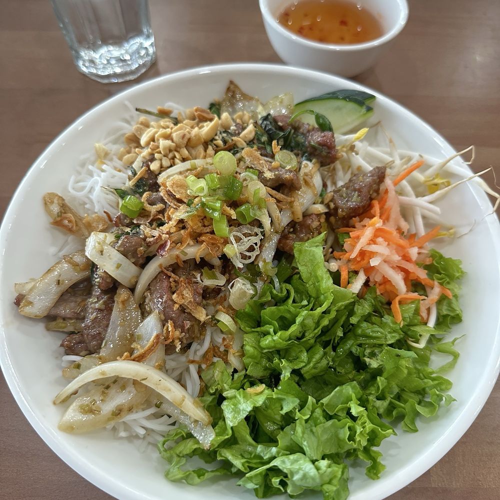 Saigon Quan - Bun Xao - Chinese Near Me - Austin, Texas