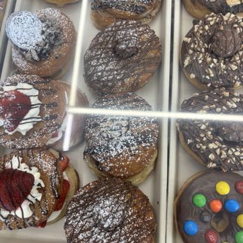 Sugarbox Donuts - Whimsical donuts - Donuts Near Me - West Hills, California Sugarbox Donuts - Whimsical donuts - Donuts Near Me - West Hills, California