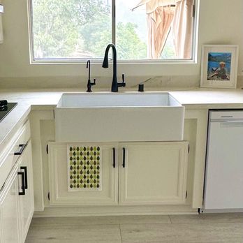 GK Finish Carpentry - Farmhouse sink - Carpenters Near Me - Camarillo, California GK Finish Carpentry - Farmhouse sink - Carpenters Near Me - Camarillo, California