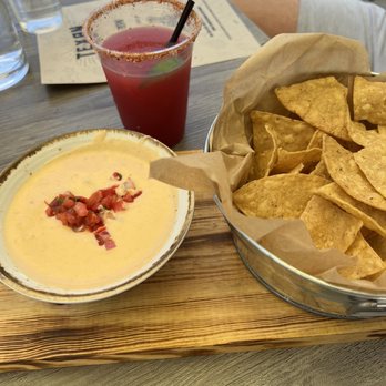 Texan Taco Bar - Queso and prickly pear margarita - Tacos Near Me - Chicago, Illinois