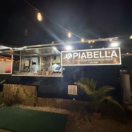 Exterior outside entrance of Piabella Artisan Wood-fired Pizza - Where the magic happens - West Miami, Florida Exterior outside entrance of Piabella Artisan Wood-fired Pizza - Where the magic happens - West Miami, Florida