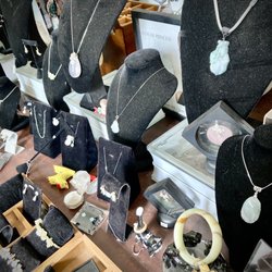Aloha Man - Hand made jewelry and many jade pieces